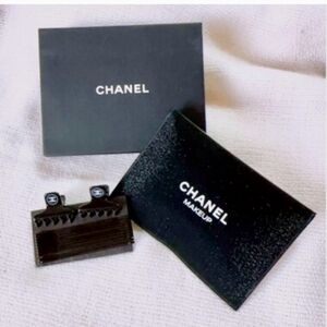 Chanel Hair Claws And Bobbi Pins